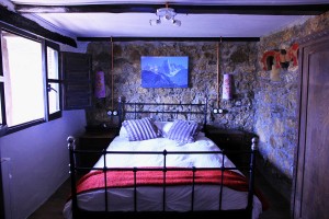 The master bedroom / La habitación matramonia